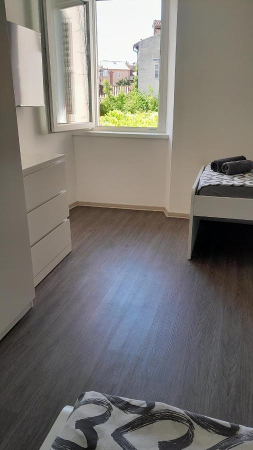 Apartma Ana Koper Luaran gambar