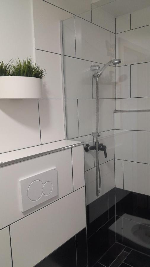 Apartma Ana Koper Luaran gambar